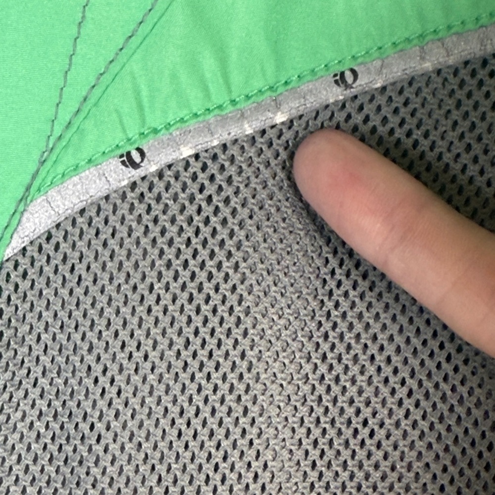 Pearl Izumi Whisper Cycling Vest Women L Zip Up Mesh Back Wind‎ Water Resistant - Picture 13 of 17